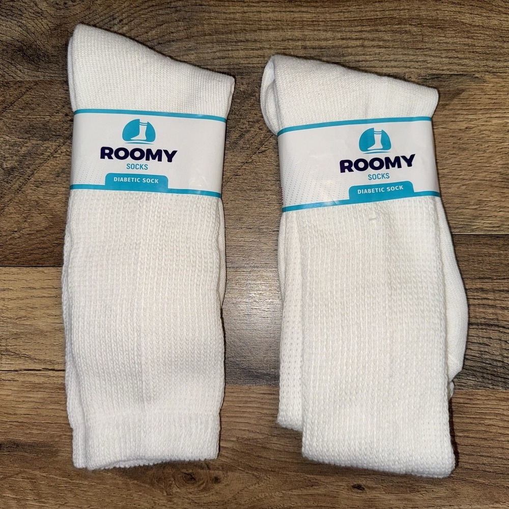 Extra Roomy White Diabetic Crew Socks Size 8-10 Made In USA (2 Pair)